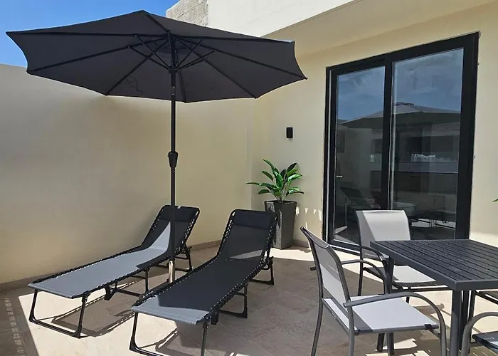 Sea Breeze Penthouse And Terrace Qawra St Paul\'S Bay