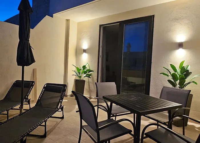 Sea Breeze Penthouse And Terrace Qawra St Paul\'S Bay