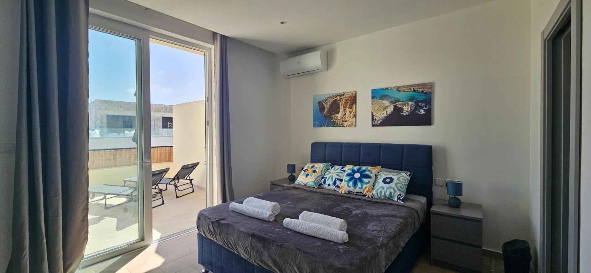 Apartment Sea Breeze Penthouse And Terrace Qawra St Paul's Bay *