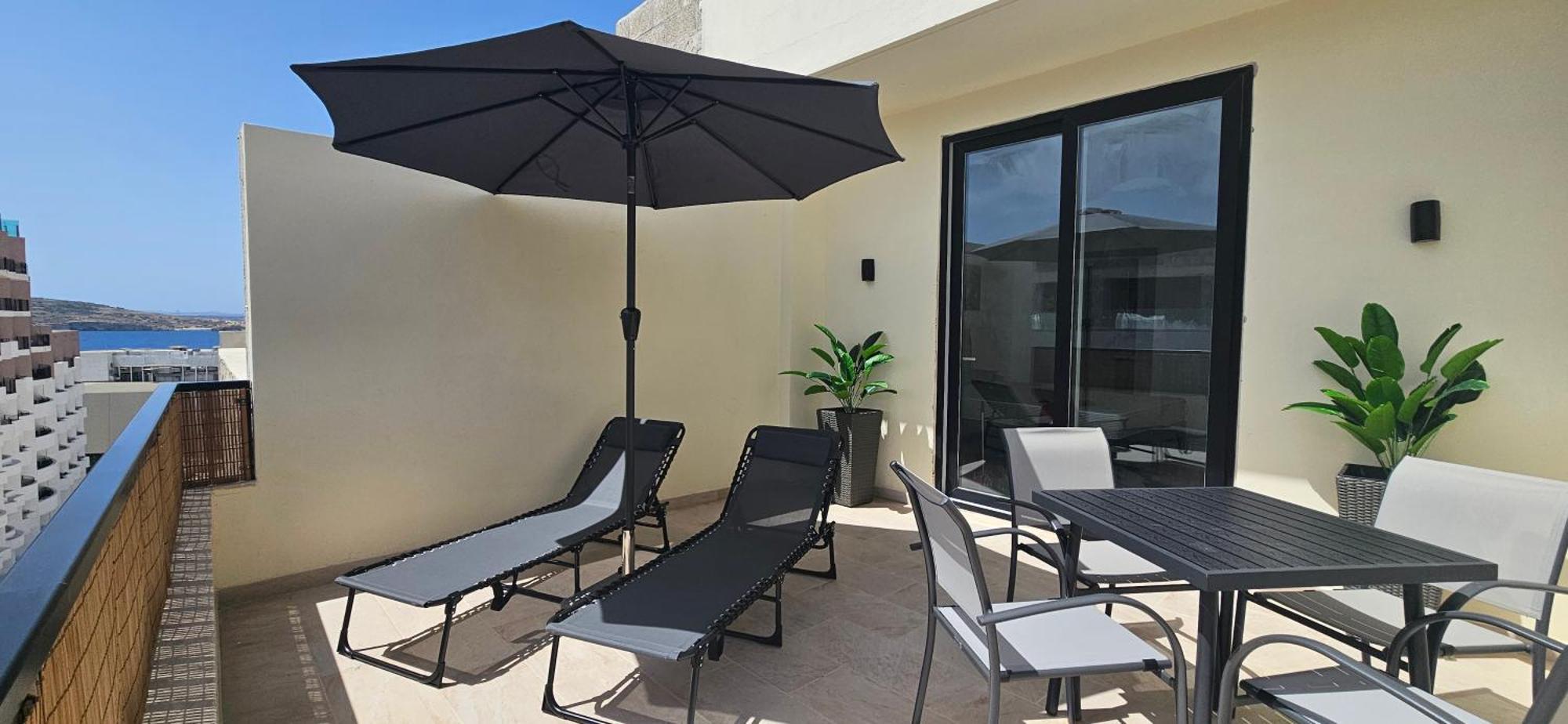 Sea Breeze Penthouse And Terrace Qawra St Paul's Bay *
